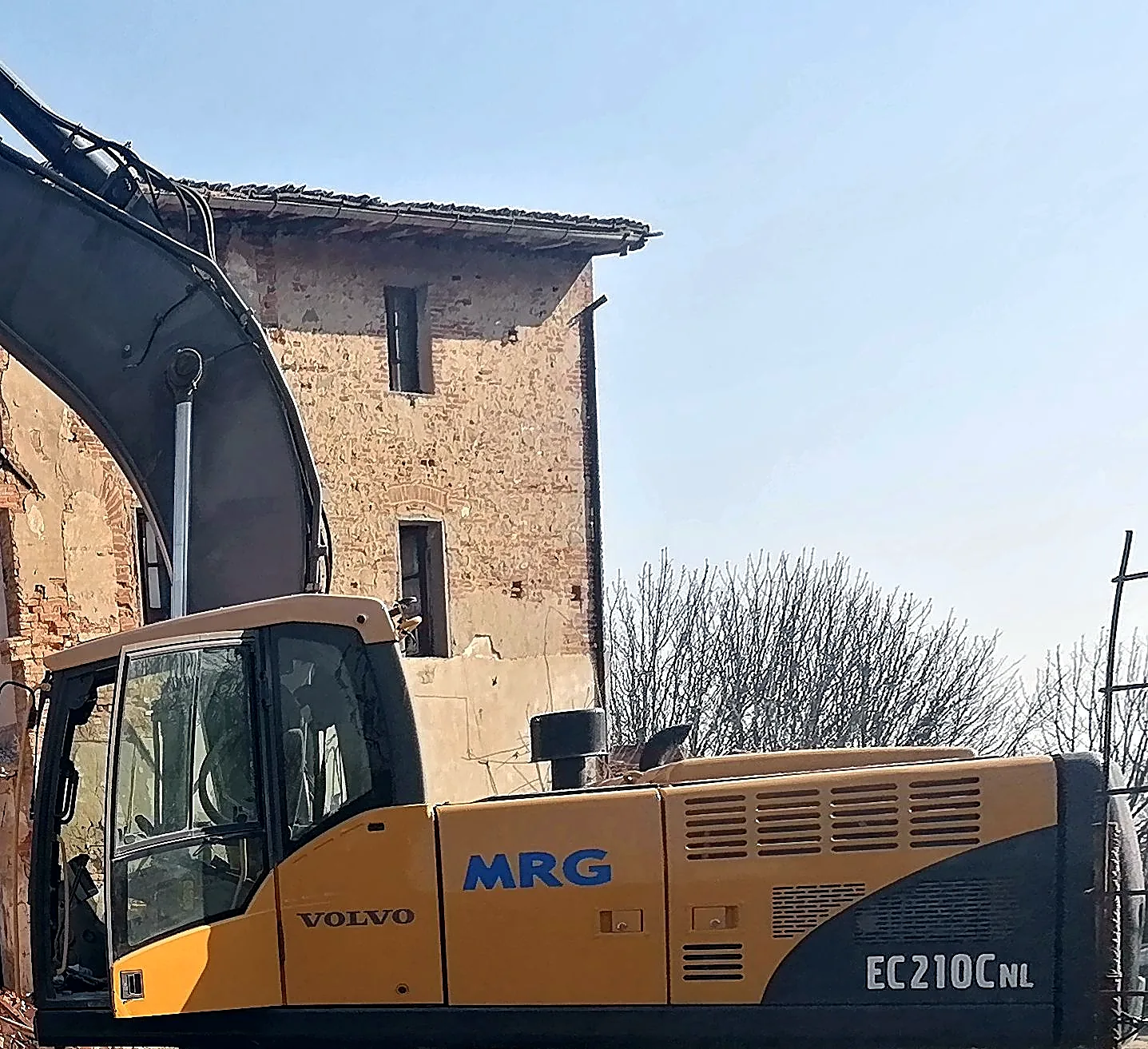 Escavatore cingolato Volvo EC210C MRG